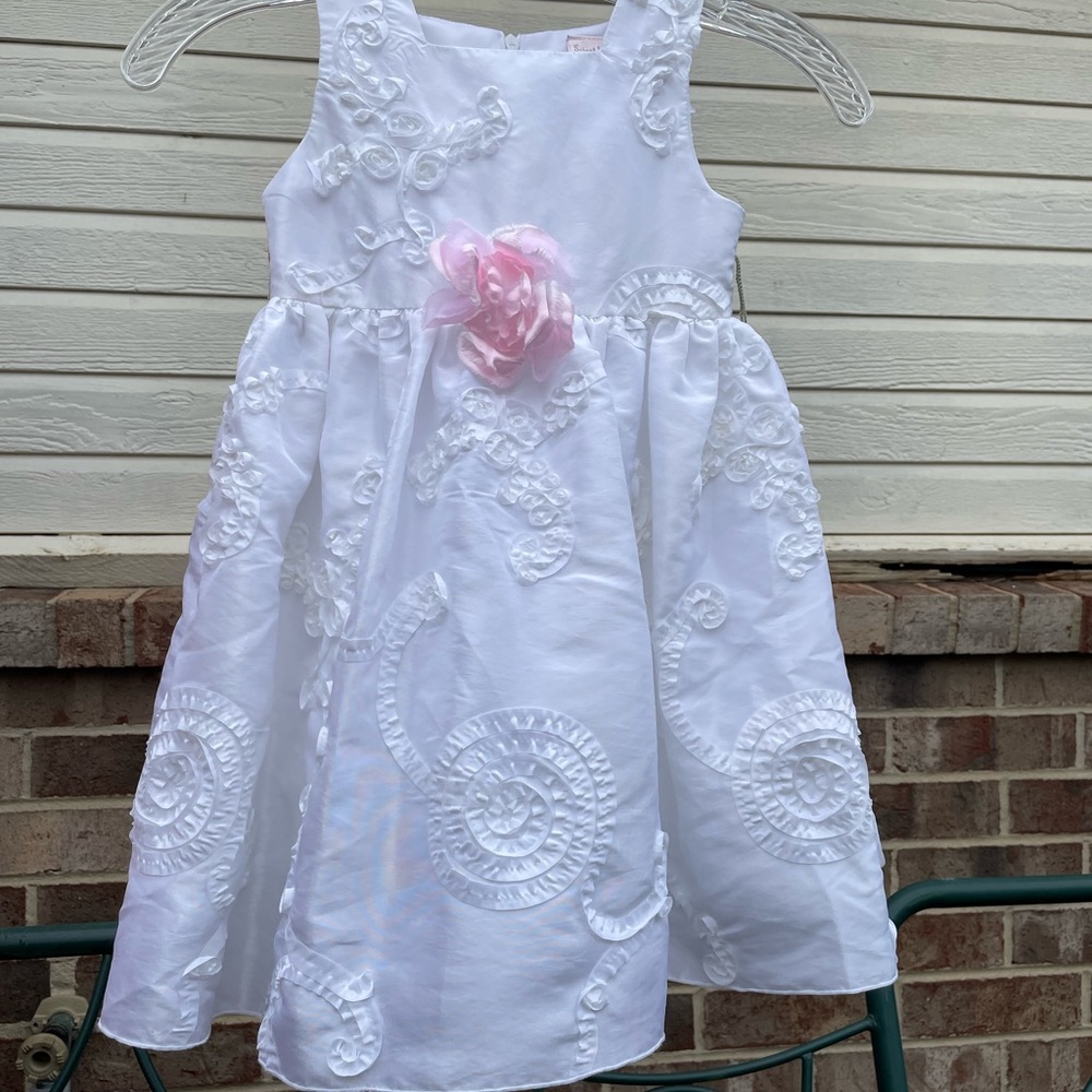 Girls 4T White flower girl dress